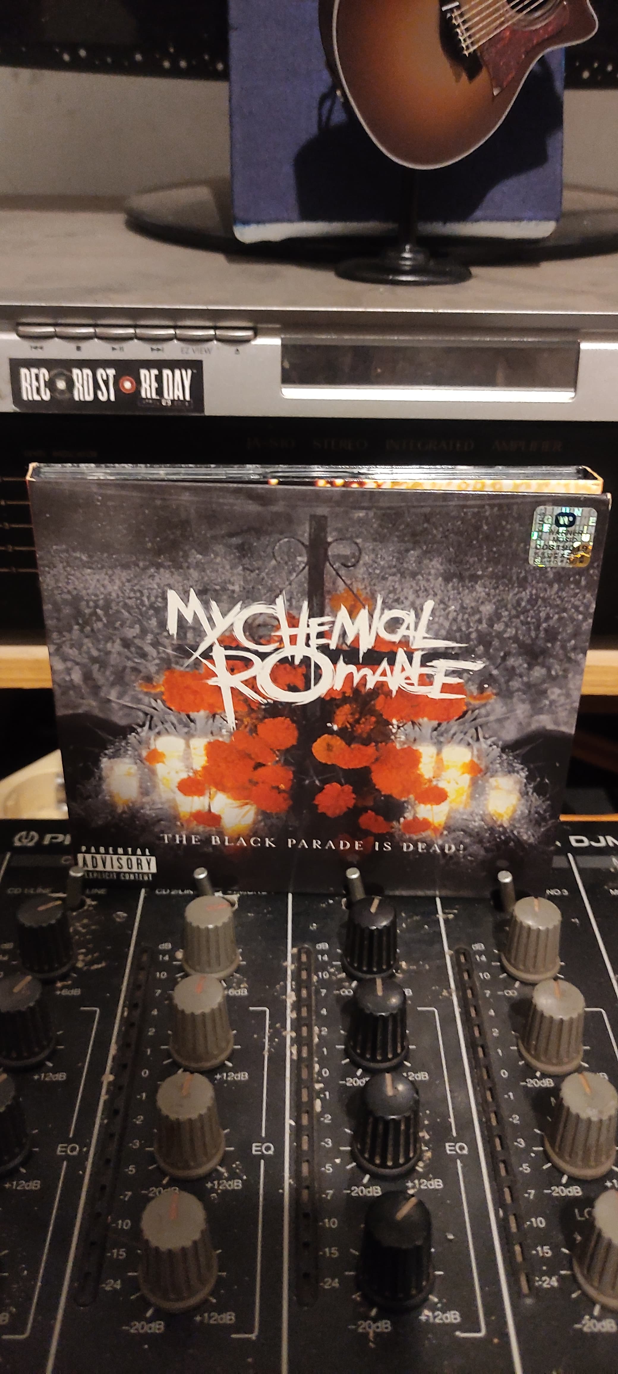 My Chemical Romance - The Black Parade Is Dead Live